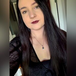 Meet your Posher, Tiffani